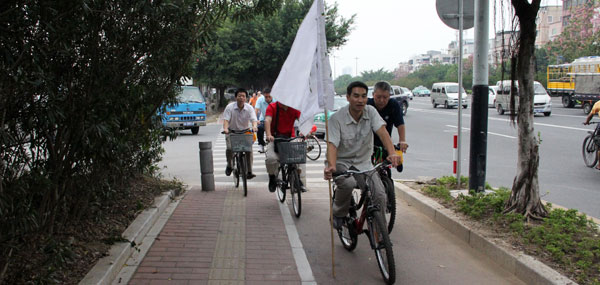 骑单车 行绿道 看变迁 ——党支部以特别的方式过组织生活