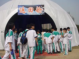 “我与化学”校内答辩赛举行